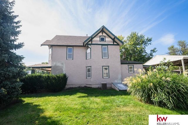 729 N Commercial Avenue, Superior, NE 68978