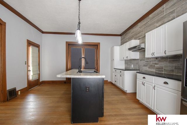 729 N Commercial Avenue, Superior, NE 68978