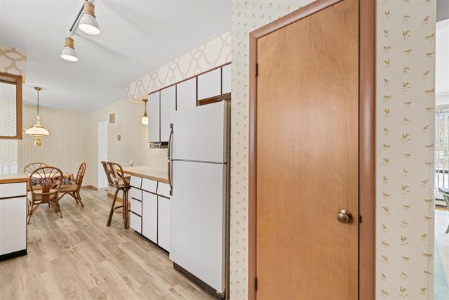 2095 Lakeshore Drive, Fennville, MI 49408