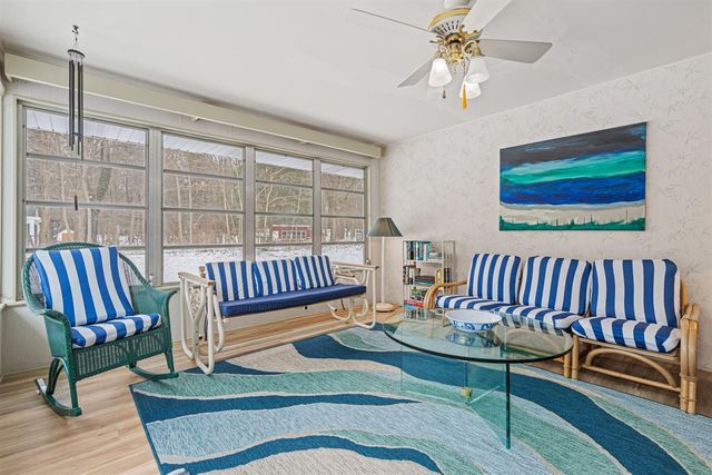 2095 Lakeshore Drive, Fennville, MI 49408