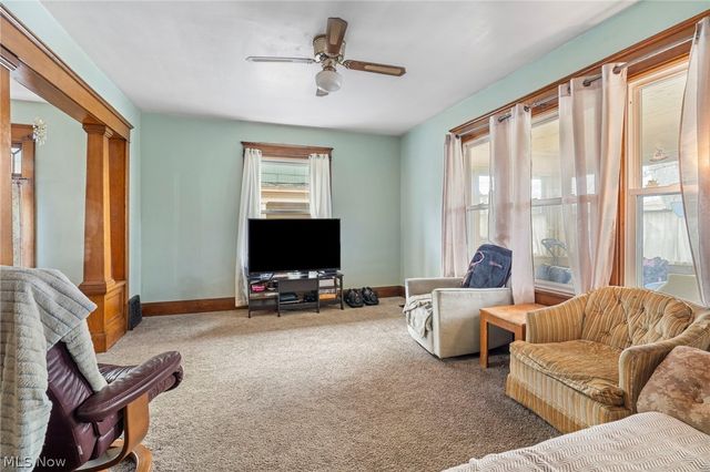 121 Chestnut Avenue NE, Massillon, OH 44646