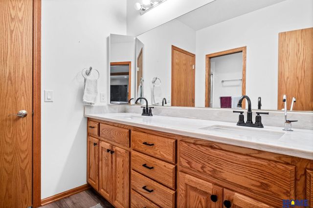 11223 N 84th Street, Lincoln, NE 68517