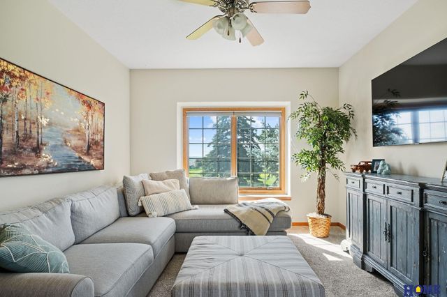 11223 N 84th Street, Lincoln, NE 68517