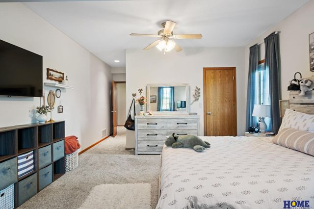 11223 N 84th Street, Lincoln, NE 68517