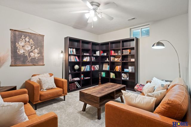 11223 N 84th Street, Lincoln, NE 68517