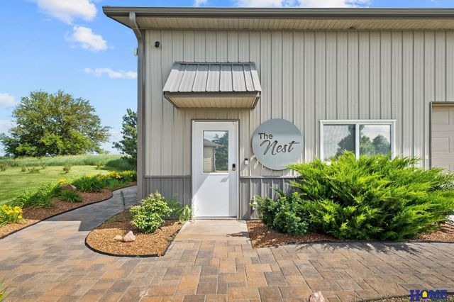 11223 N 84th Street, Lincoln, NE 68517