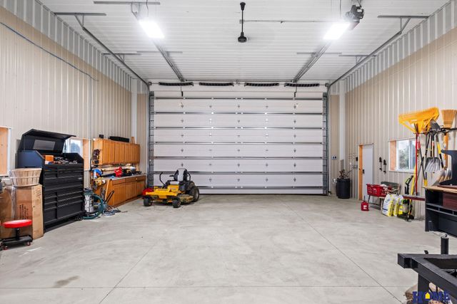 11223 N 84th Street, Lincoln, NE 68517