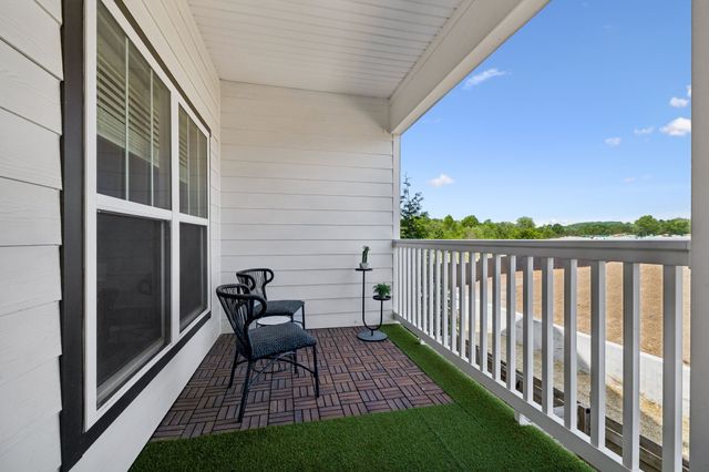934 Governors Ct Apt 208, Antioch, TN 37013