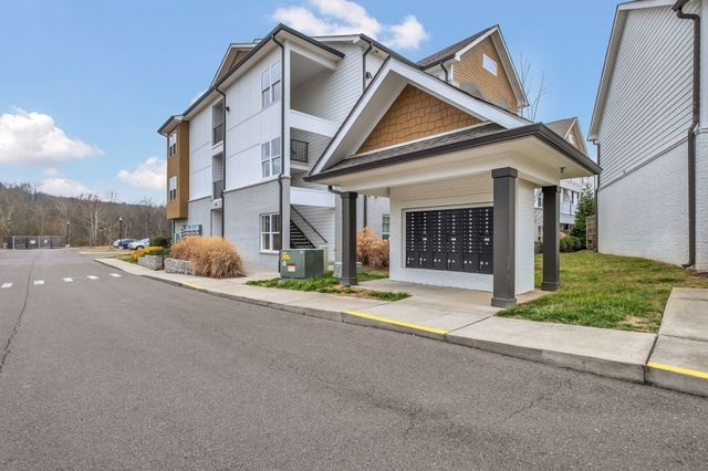 934 Governors Ct Apt 208, Antioch, TN 37013