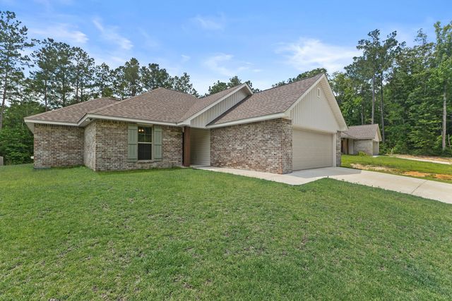 17 Wilkerson Way, Sumrall, MS 39482