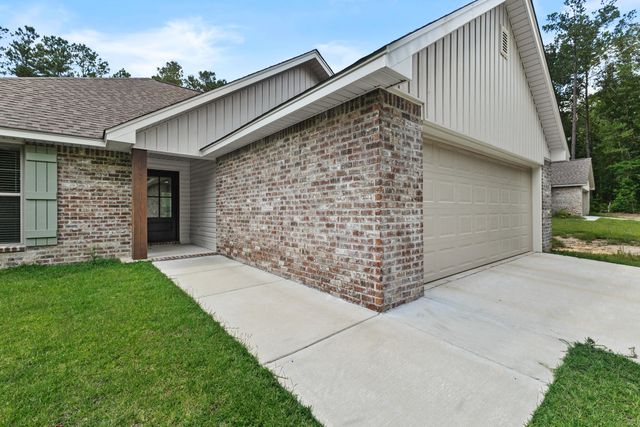 17 Wilkerson Way, Sumrall, MS 39482