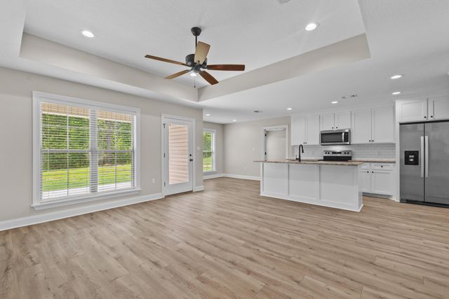 17 Wilkerson Way, Sumrall, MS 39482
