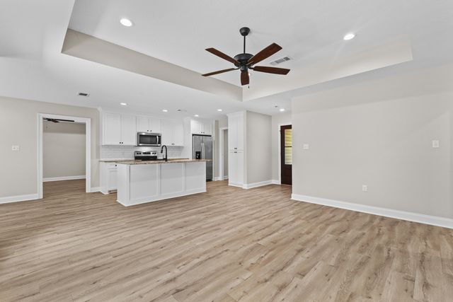 17 Wilkerson Way, Sumrall, MS 39482