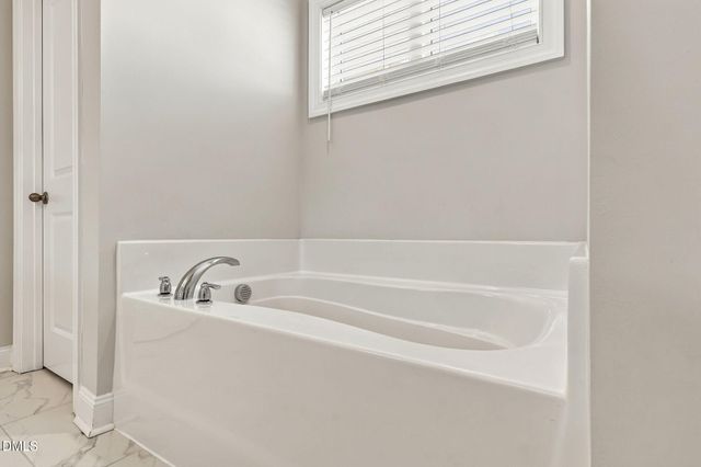 401 Edison Rail Lane, Knightdale, NC 27545