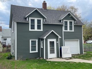 705 N 6th Street, Dekalb, IL 60115