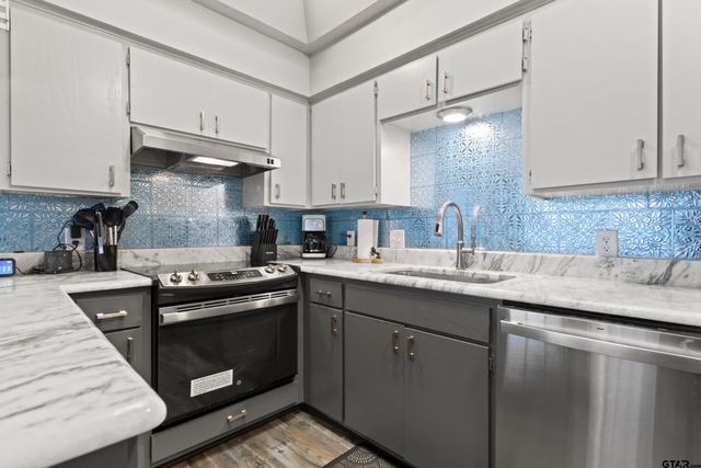 680 Woodbine Dr., Hawkins, TX 75765