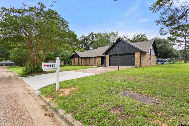680 Woodbine Dr., Hawkins, TX 75765
