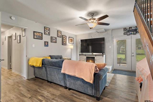 680 Woodbine Dr., Hawkins, TX 75765