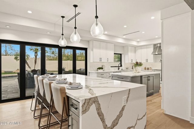 5919 N 45TH Street, Phoenix, AZ 85018