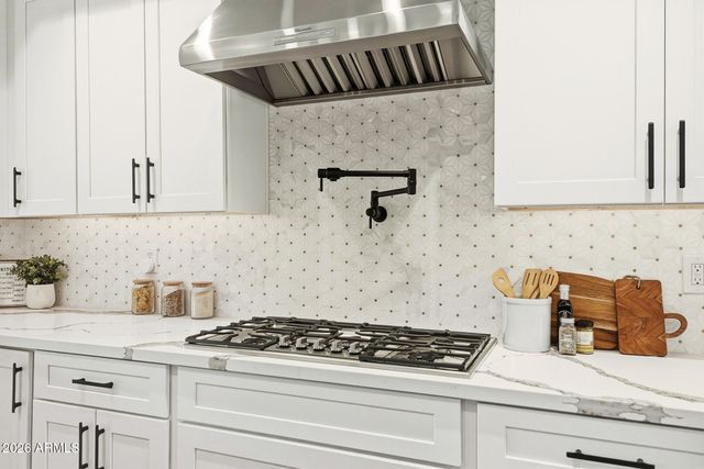 5919 N 45TH Street, Phoenix, AZ 85018