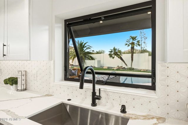 5919 N 45TH Street, Phoenix, AZ 85018