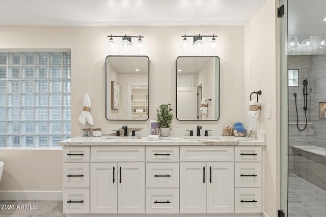 5919 N 45TH Street, Phoenix, AZ 85018