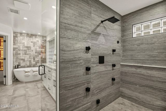 5919 N 45TH Street, Phoenix, AZ 85018