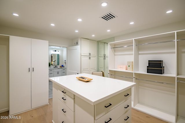 5919 N 45TH Street, Phoenix, AZ 85018