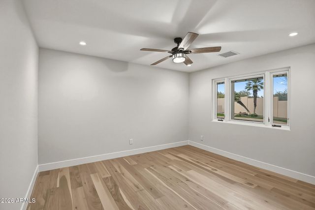 5919 N 45TH Street, Phoenix, AZ 85018