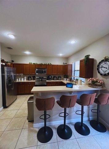 15076 SW 117th Ter 0, Miami, FL 33196