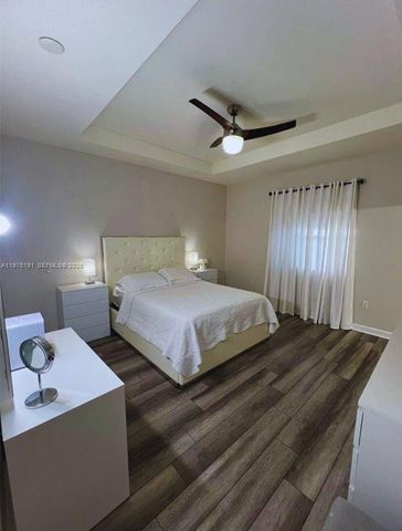 15076 SW 117th Ter 0, Miami, FL 33196