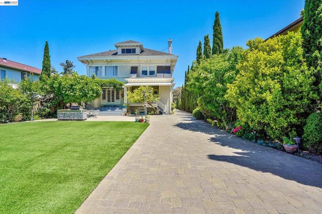 2056 Santa Clara Ave, Alameda, CA 94501