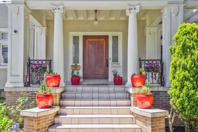 2056 Santa Clara Ave, Alameda, CA 94501
