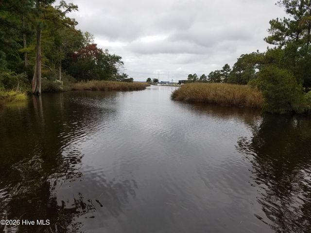 522 Mill Creek Drive, Arapahoe, NC 28510