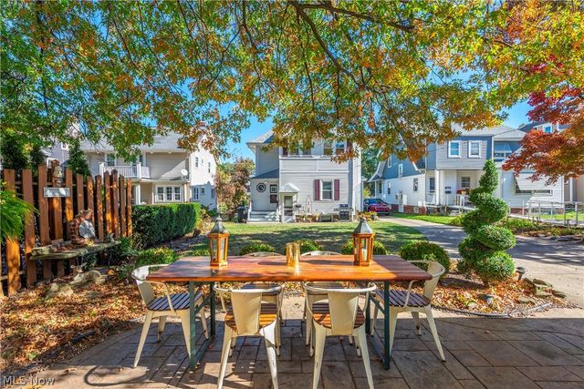 1488 Belle Avenue, Lakewood, OH 44107