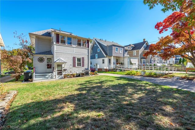 1488 Belle Avenue, Lakewood, OH 44107