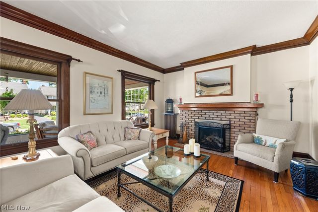 1488 Belle Avenue, Lakewood, OH 44107