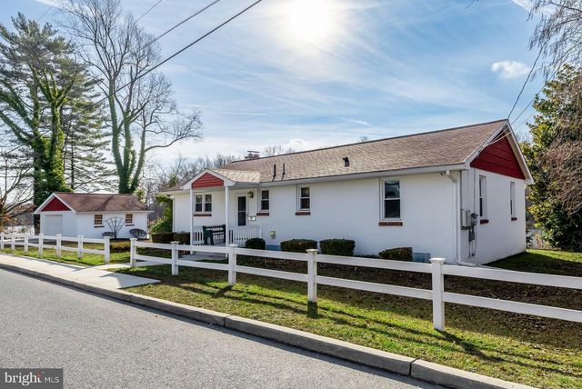 110 LAKE VIEW AVE, Blackwood, NJ 08012