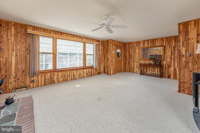 110 LAKE VIEW AVE, Blackwood, NJ 08012