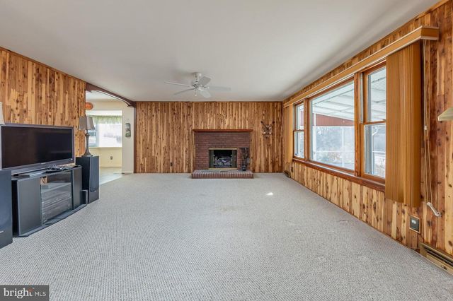 110 LAKE VIEW AVE, Blackwood, NJ 08012