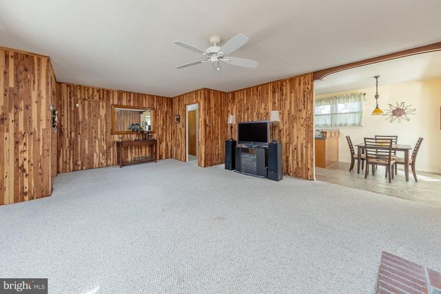 110 LAKE VIEW AVE, Blackwood, NJ 08012