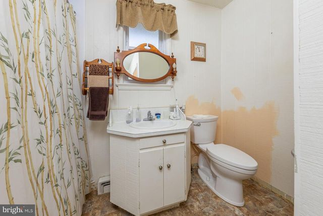 110 LAKE VIEW AVE, Blackwood, NJ 08012