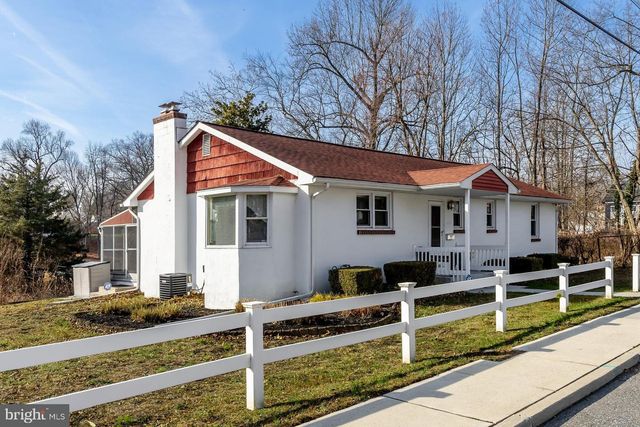 110 LAKE VIEW AVE, Blackwood, NJ 08012