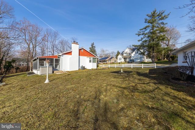 110 LAKE VIEW AVE, Blackwood, NJ 08012