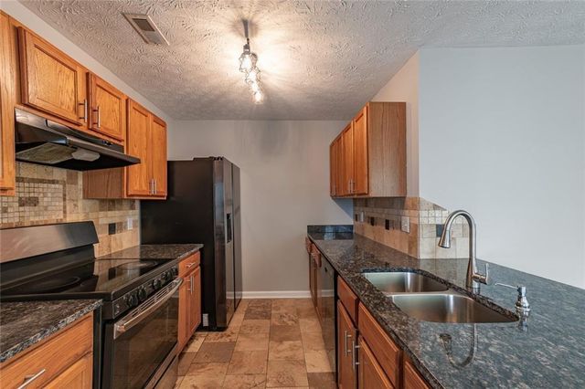 5550 Strathmoor Manor Circle, Lithonia, GA 30058