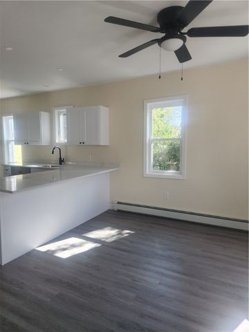 15 South Carpenter Street, East Providence, RI 02914