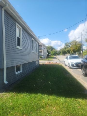 15 South Carpenter Street, East Providence, RI 02914