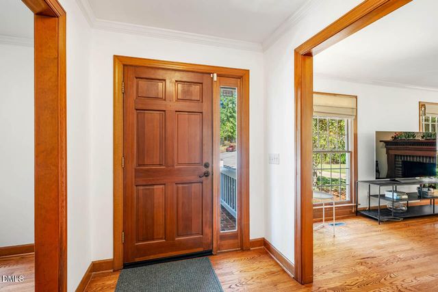9 Edgestone Place, Chapel Hill, NC 27517