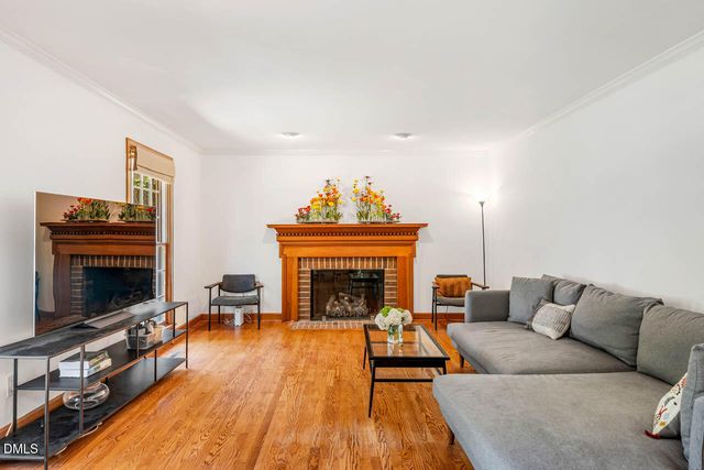 9 Edgestone Place, Chapel Hill, NC 27517