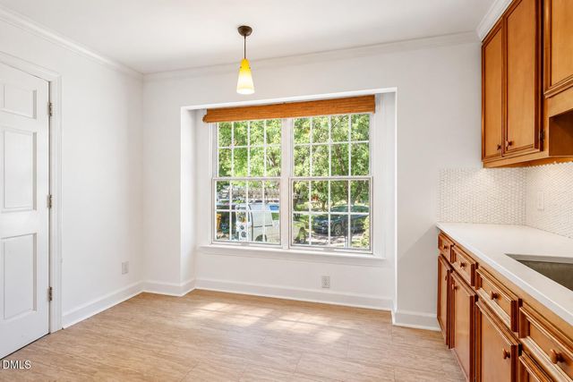 9 Edgestone Place, Chapel Hill, NC 27517